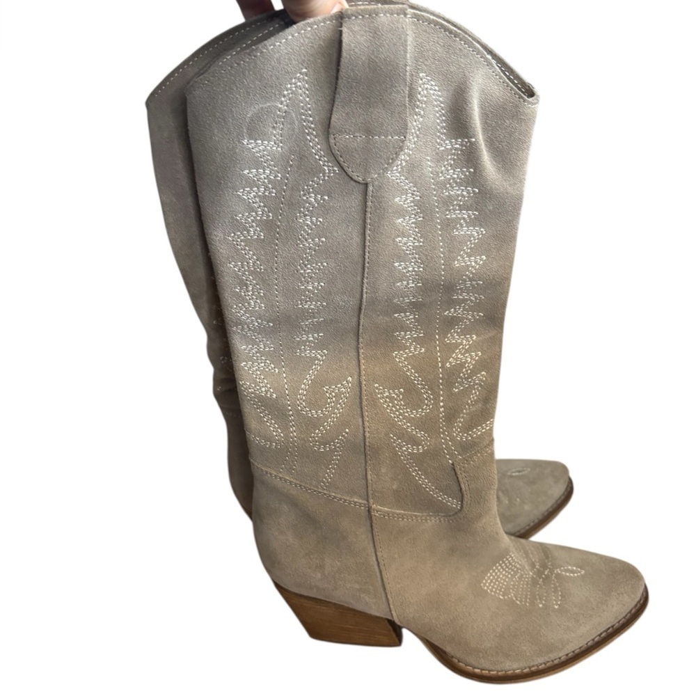 KALI shoes women’s Tan Suede western Boots sz 38 preloved like new - Picture 7 of 16